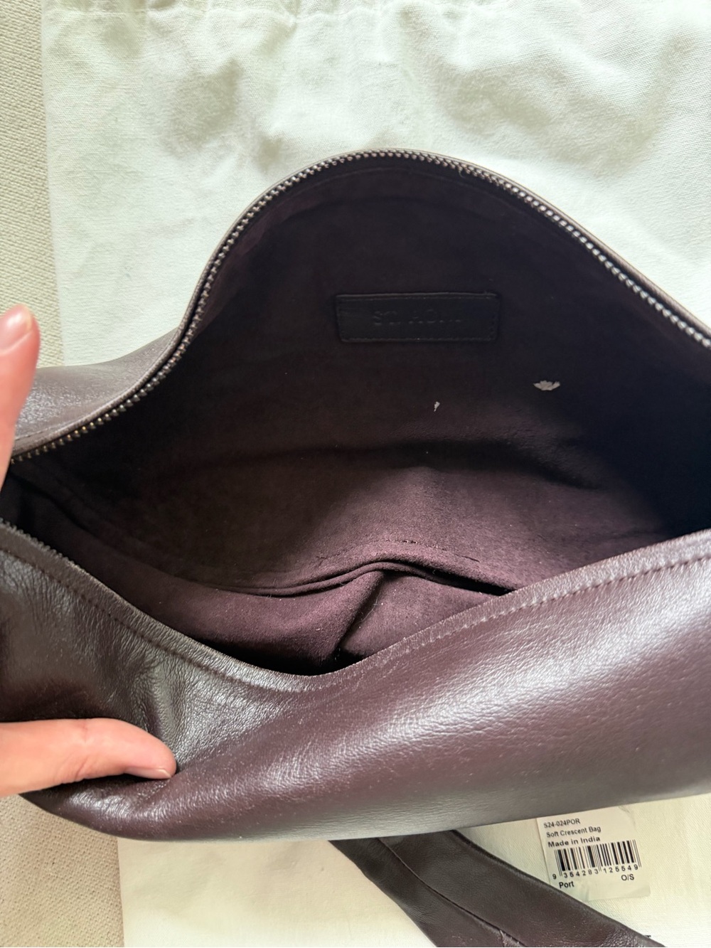 St Agni Leather Crescent Bag - Picture 7 of 7